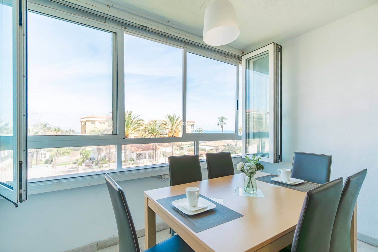 2 bedroom Flat for sale in Punta Prima with pool garage - € 219,000 (Ref: 9932194)