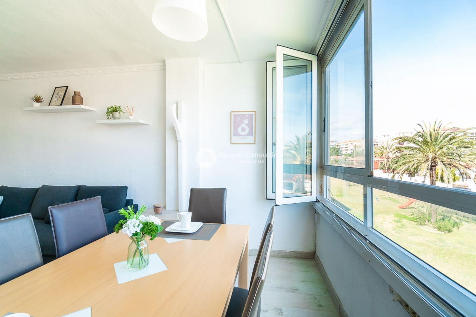 2 bedroom Flat for sale in Punta Prima with pool garage - € 219,000 (Ref: 9932194)