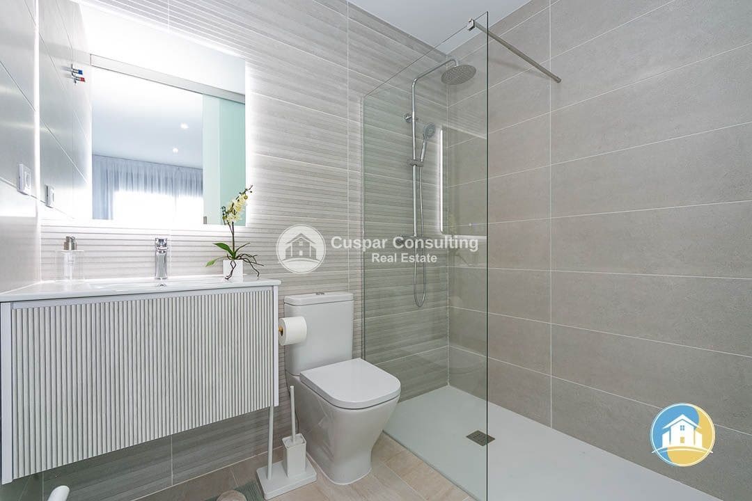 3 slaapkamer Huis te koop in Torrevieja met zwembad garage - € 330.000 (Ref: 9935021)