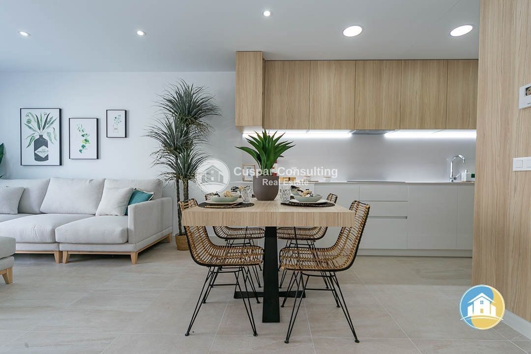 3 slaapkamer Huis te koop in Torrevieja met zwembad garage - € 330.000 (Ref: 9935021)