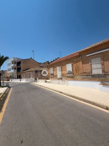 6 soveværelse Byhus til salg i Centro, Los Alcázares med garage - € 490.000 (Ref: 9948919)