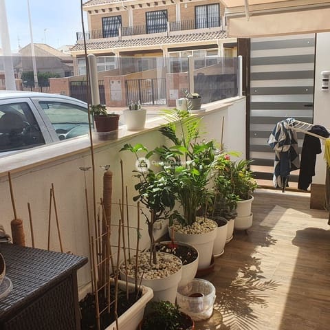 2 slaapkamer Flat te koop in Lo Pagan, San Pedro del Pinatar met zwembad garage - € 345.000 (Ref: 9986141)