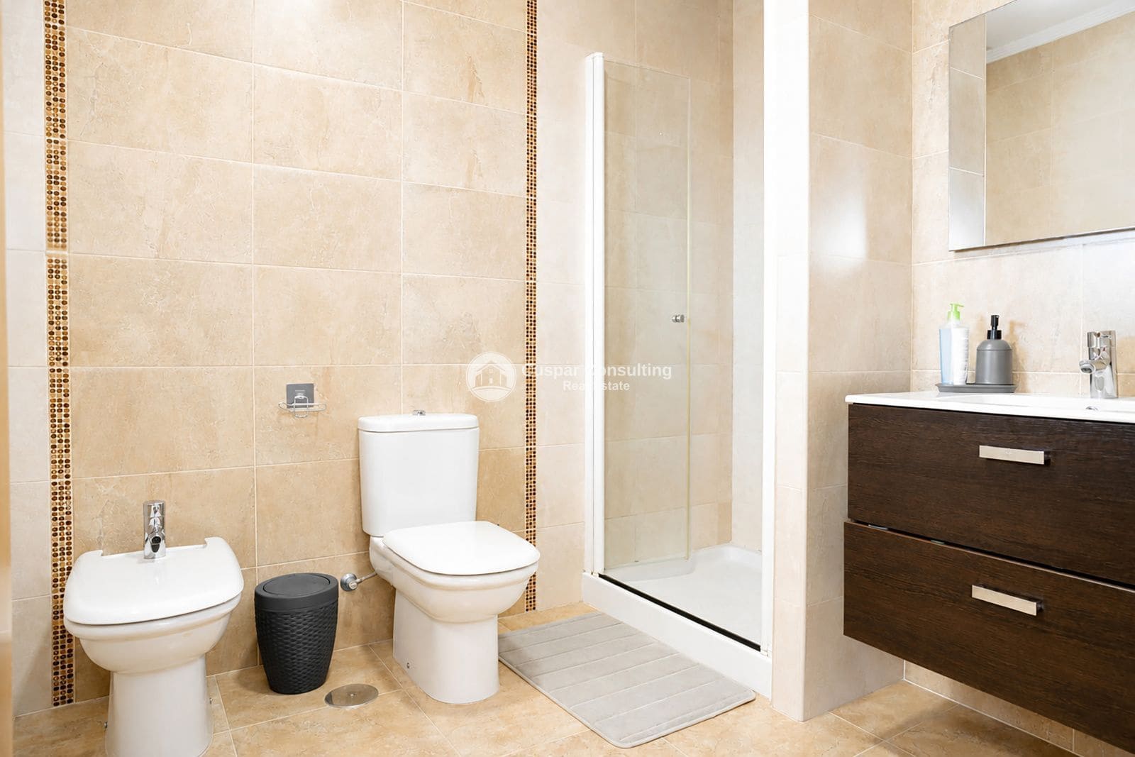 Casa de 3 habitaciones en El Mirador en venta con garaje - 265.000 € (Ref: 9987175)