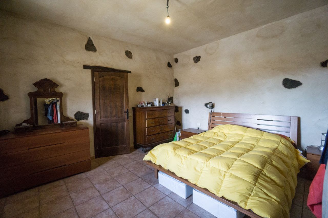 4 soveværelse Finca/Landehus til salg i La Oliva med garage - € 460.000 (Ref: 7486015)