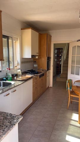 5 soveværelse Villa til salg i Corralejo, La Oliva - € 550.000 (Ref: 8648992)