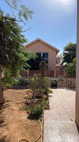 5 soveværelse Villa til salg i Corralejo, La Oliva - € 550.000 (Ref: 8648992)