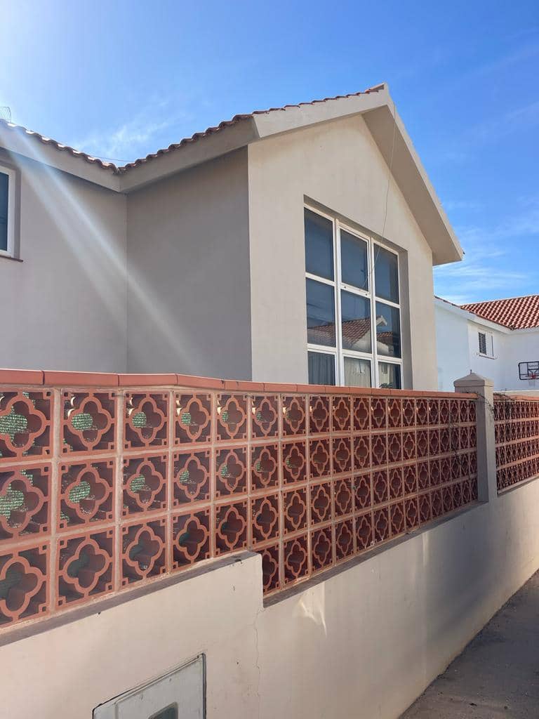 5 soveværelse Villa til salg i Corralejo - € 550.000 (Ref: 8648992)
