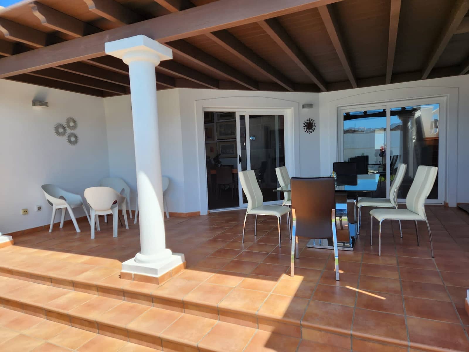 3 soveværelse Byhus til salg i Corralejo med swimmingpool garage - € 485.000 (Ref: 8648998)