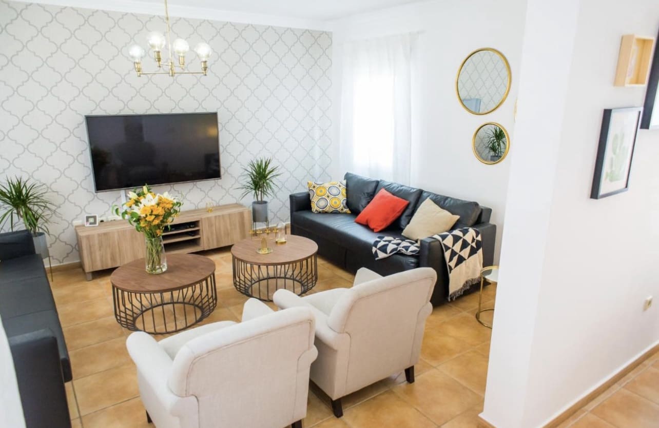 3 sypialnia Dom na sprzedaż w Corralejo z basenem garażem - 475 000 € (Ref: 8650961)