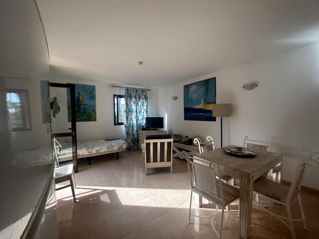 1 chambre Appartement à vendre à Corralejo, La Oliva avec piscine - 193 000 € (Ref: 8829948)