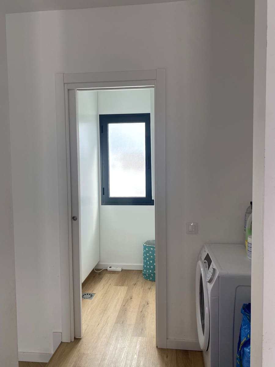 2 soveværelse Rækkehus til salg i Corralejo med swimmingpool garage - € 245.000 (Ref: 9096287)