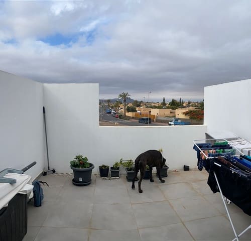 2 quarto Moradia em Banda para venda em Corralejo, La Oliva com piscina garagem - 245 000 € (Ref: 9096287)
