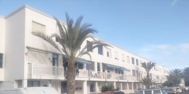 3 chambre Appartement à vendre à Corralejo, La Oliva - 275 000 € (Ref: 9138701)
