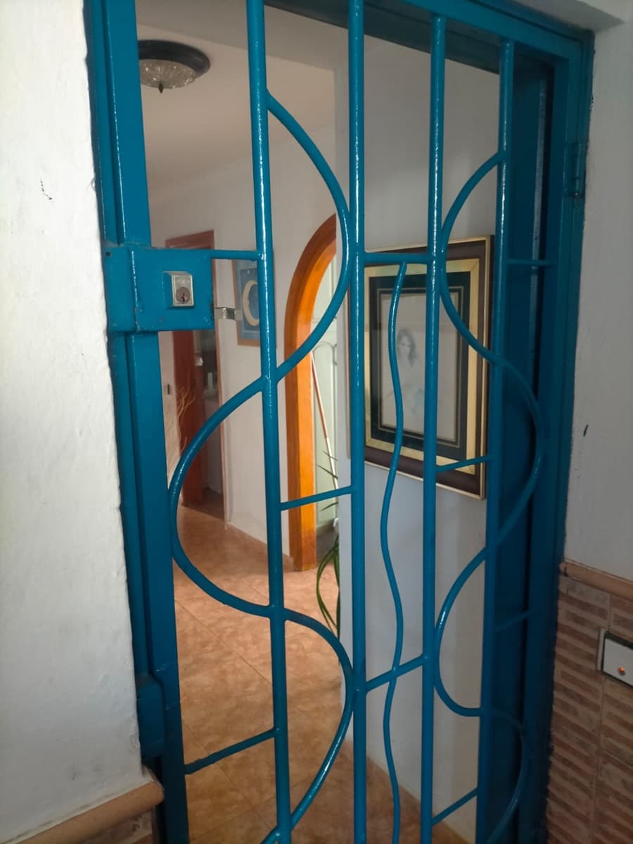 3 bedroom Flat for sale in Corralejo - € 275,000 (Ref: 9138701)