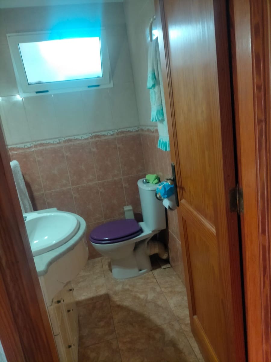 3 bedroom Flat for sale in Corralejo - € 275,000 (Ref: 9138701)