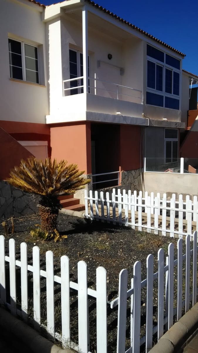 3 sypialnia Mieszkanie na sprzedaż w Puerto del Rosario - 159 000 € (Ref: 9193253)