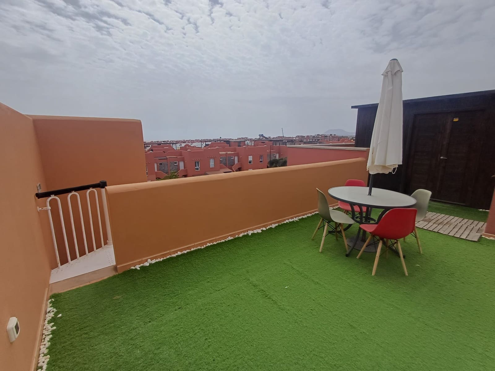 3 soveværelse Penthouse til salg i Corralejo med swimmingpool garage - € 298.000 (Ref: 9246059)