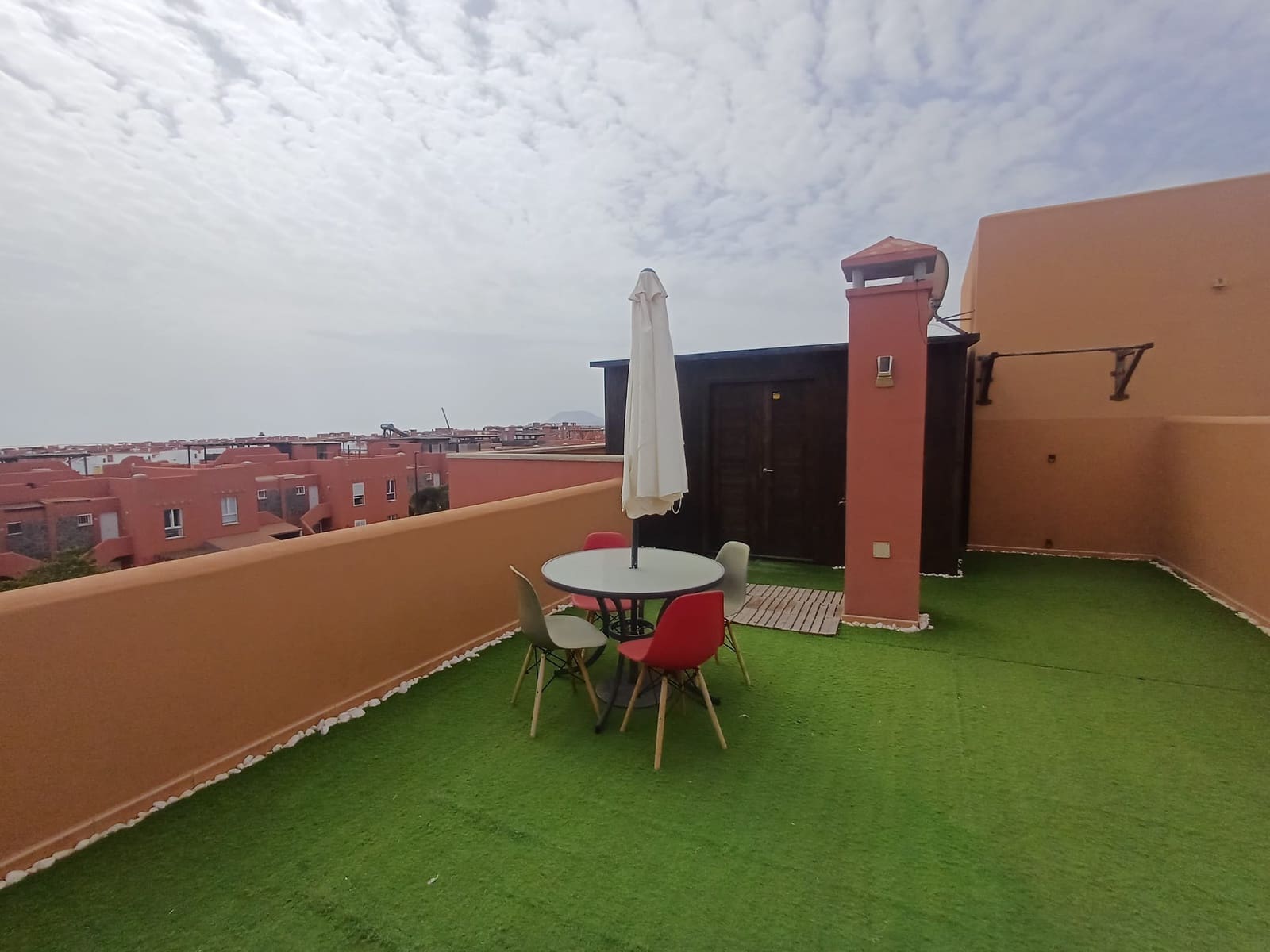 3 soveværelse Penthouse til salg i Corralejo med swimmingpool garage - € 298.000 (Ref: 9246059)