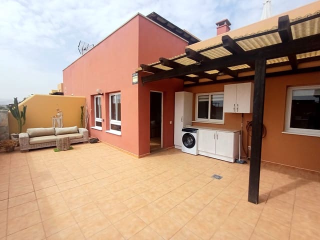 3 slaapkamer Penthouse te koop in Corralejo, La Oliva met zwembad garage - € 298.000 (Ref: 9246059)