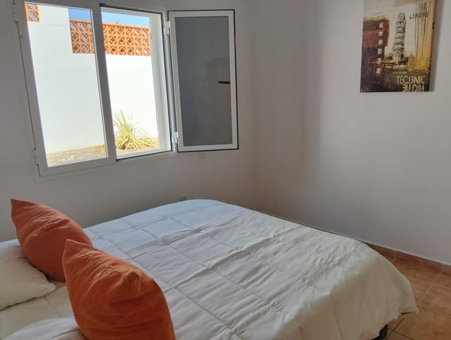 2 soveværelse Villa til salg i Parque Holandés, La Oliva - € 320.000 (Ref: 9301943)