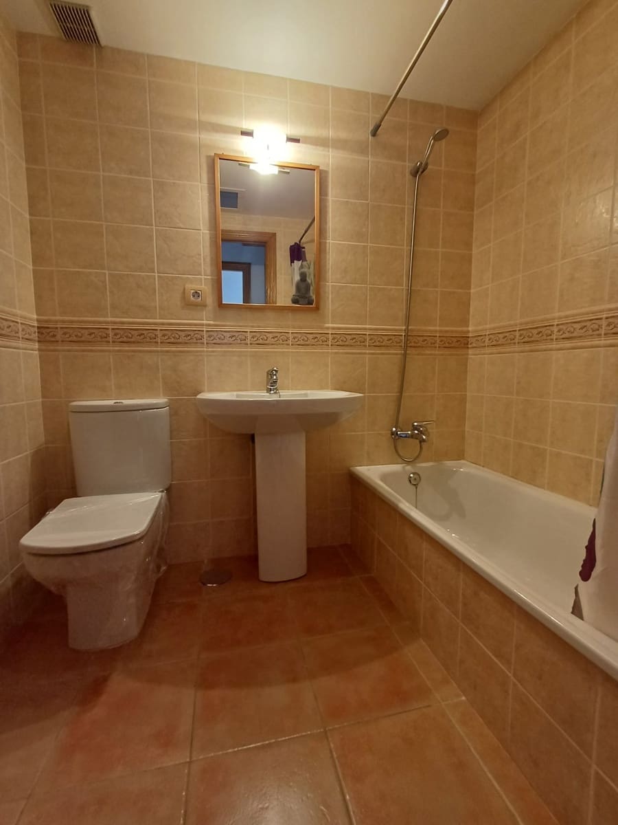 3 slaapkamer Rijtjeshuis te koop in Corralejo met zwembad garage - € 320.000 (Ref: 9386630)