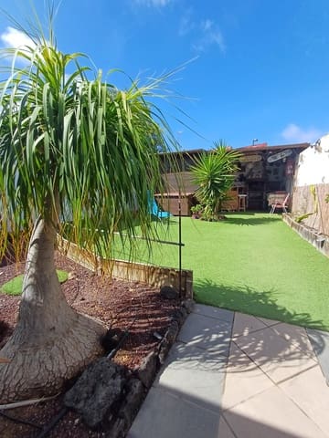 3 quarto Moradia em Banda para venda em Corralejo, La Oliva com piscina garagem - 320 000 € (Ref: 9386630)