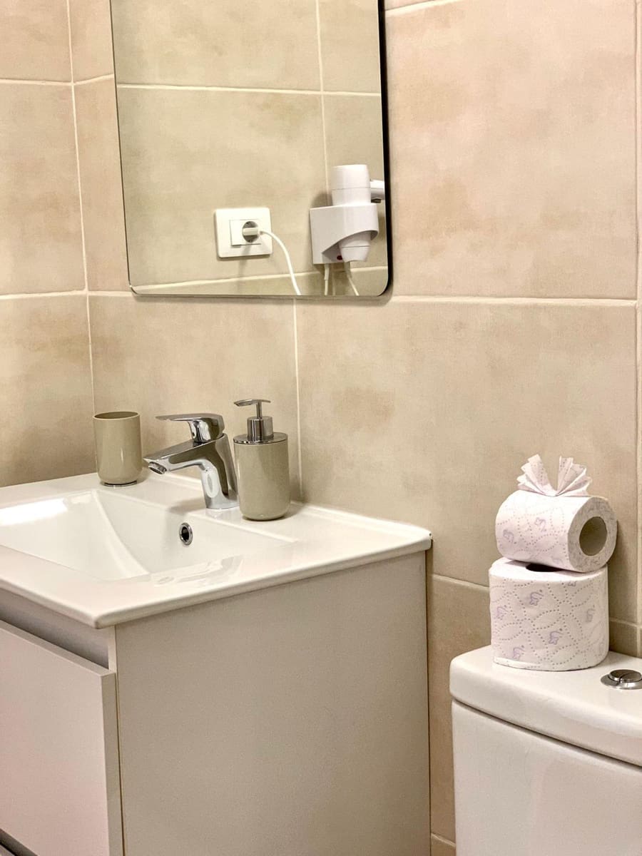 1 slaapkamer Appartement te koop in Caleta de Fuste met zwembad - € 179.000 (Ref: 9402482)