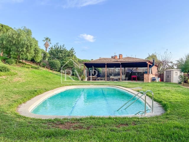 4 camera da letto Villa in vendita in Sant Andreu de Llavaneres con piscina - 2.600.000 € (Rif: 8861308)