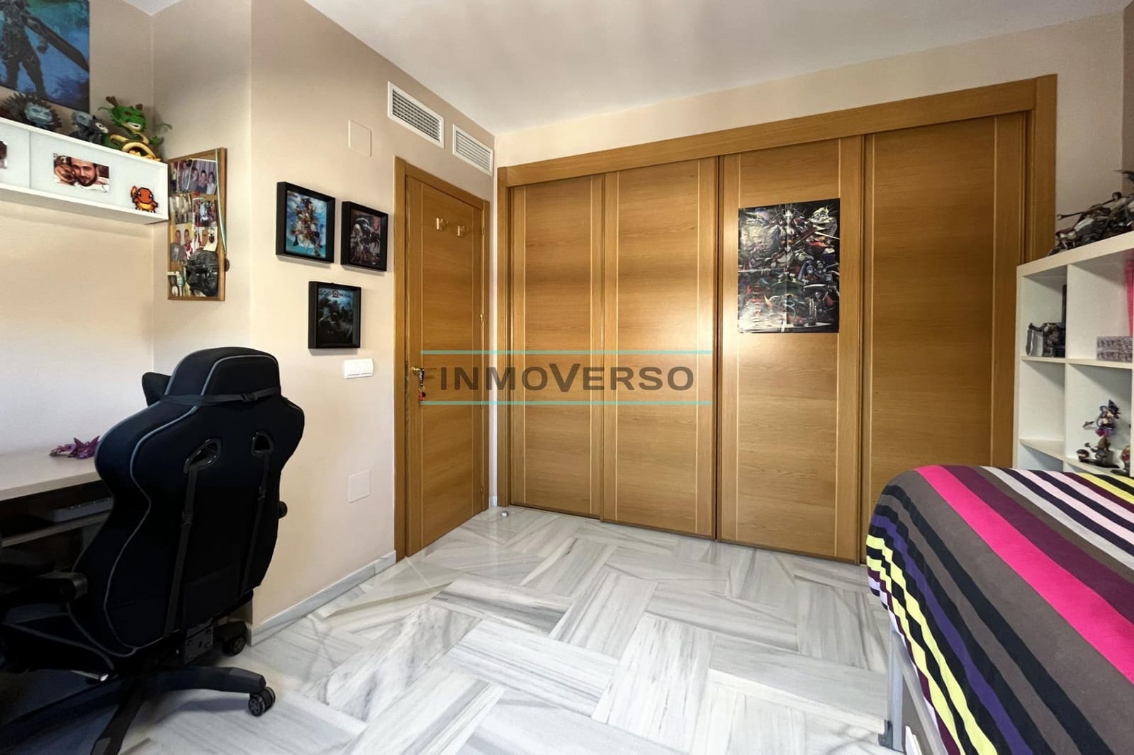 3 sypialnia Penthouse na sprzedaż w La Cala del Moral z basenem garażem - 460 000 € (Ref: 10032060)