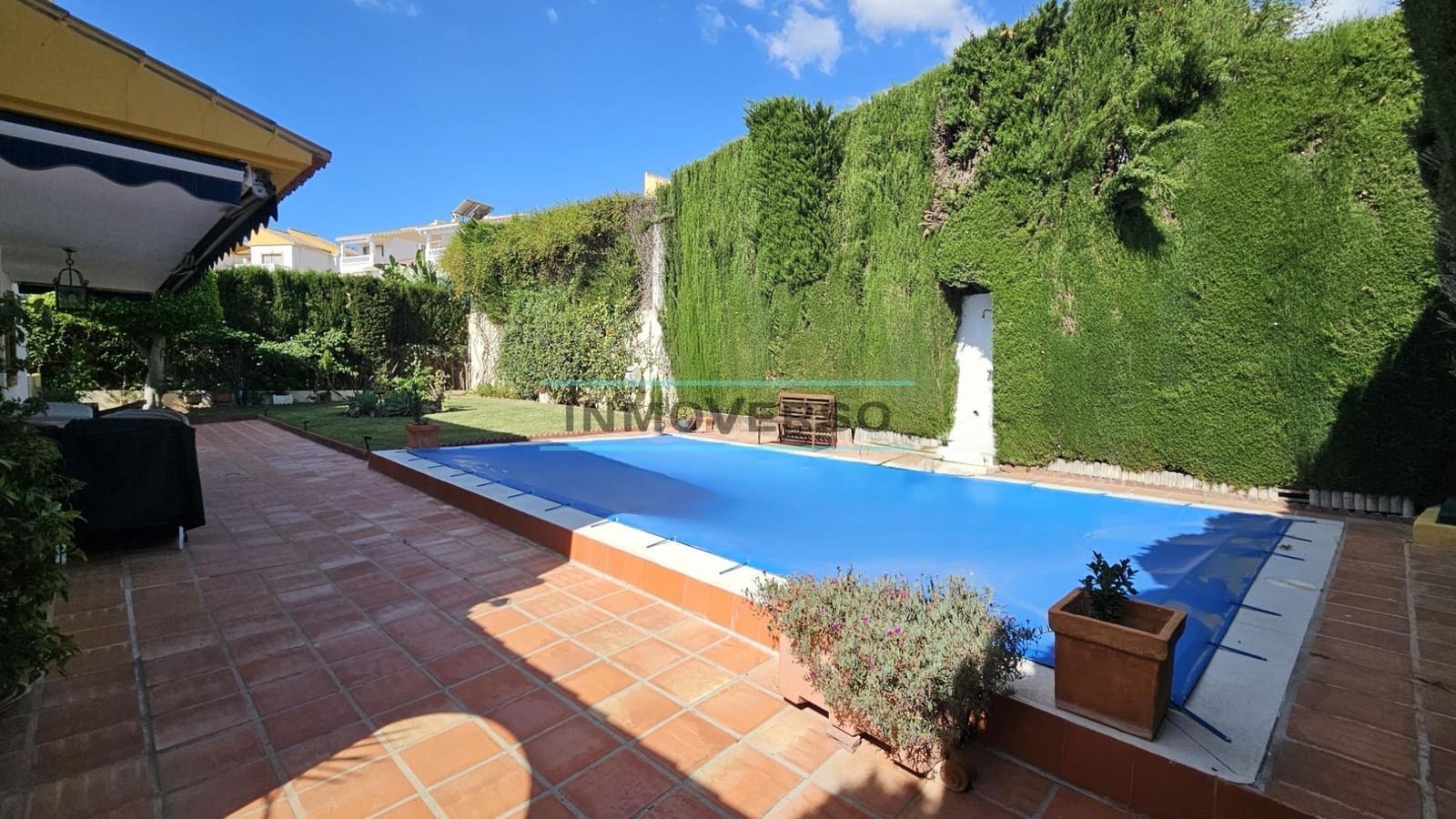 5 bedroom Villa for rent in Torre del Mar with pool garage - € 3,300 (Ref: 10035391)