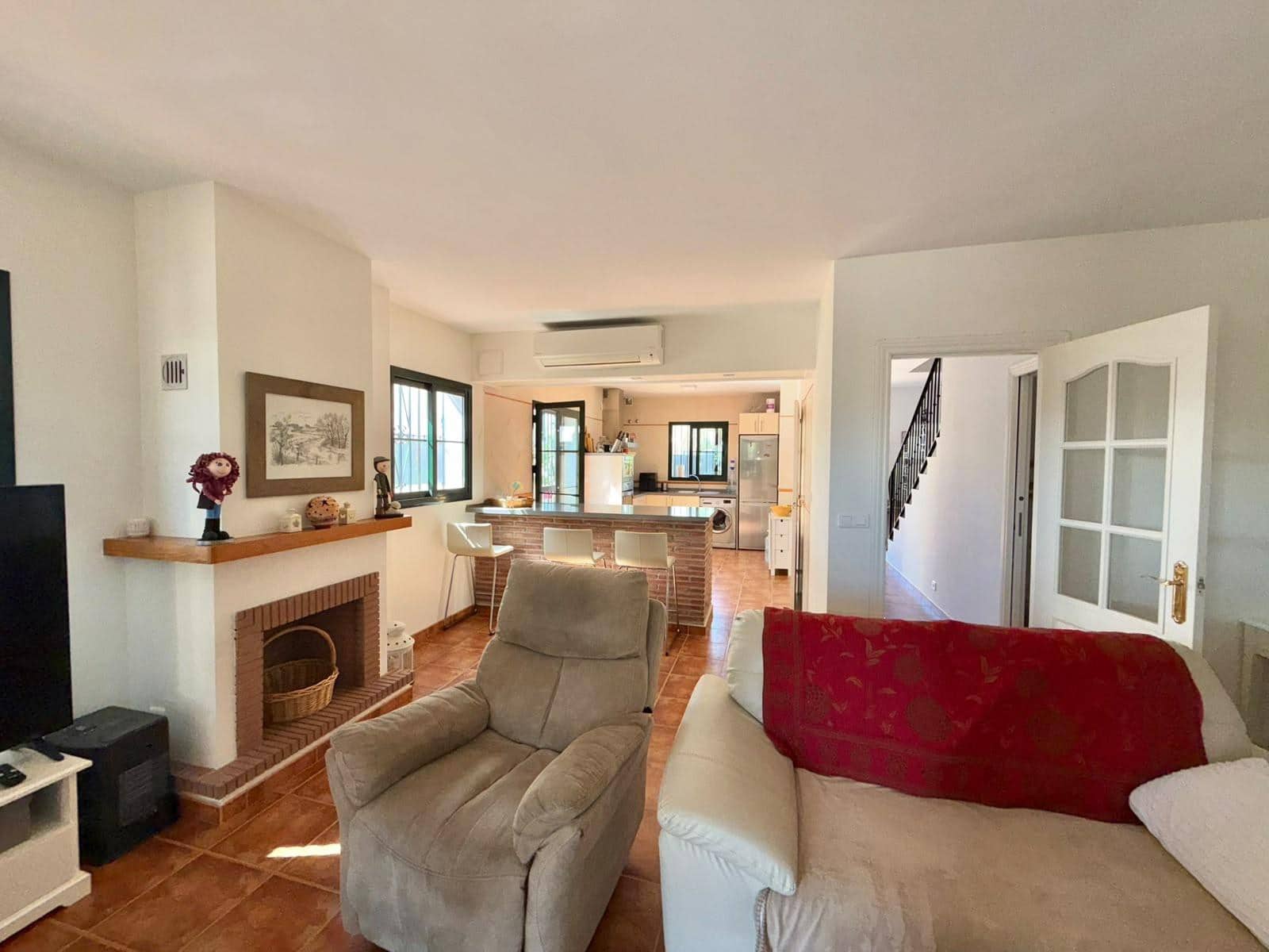 3 camera da letto Villa in vendita in Alcaucin con piscina garage - 267.000 € (Rif: 10078372)