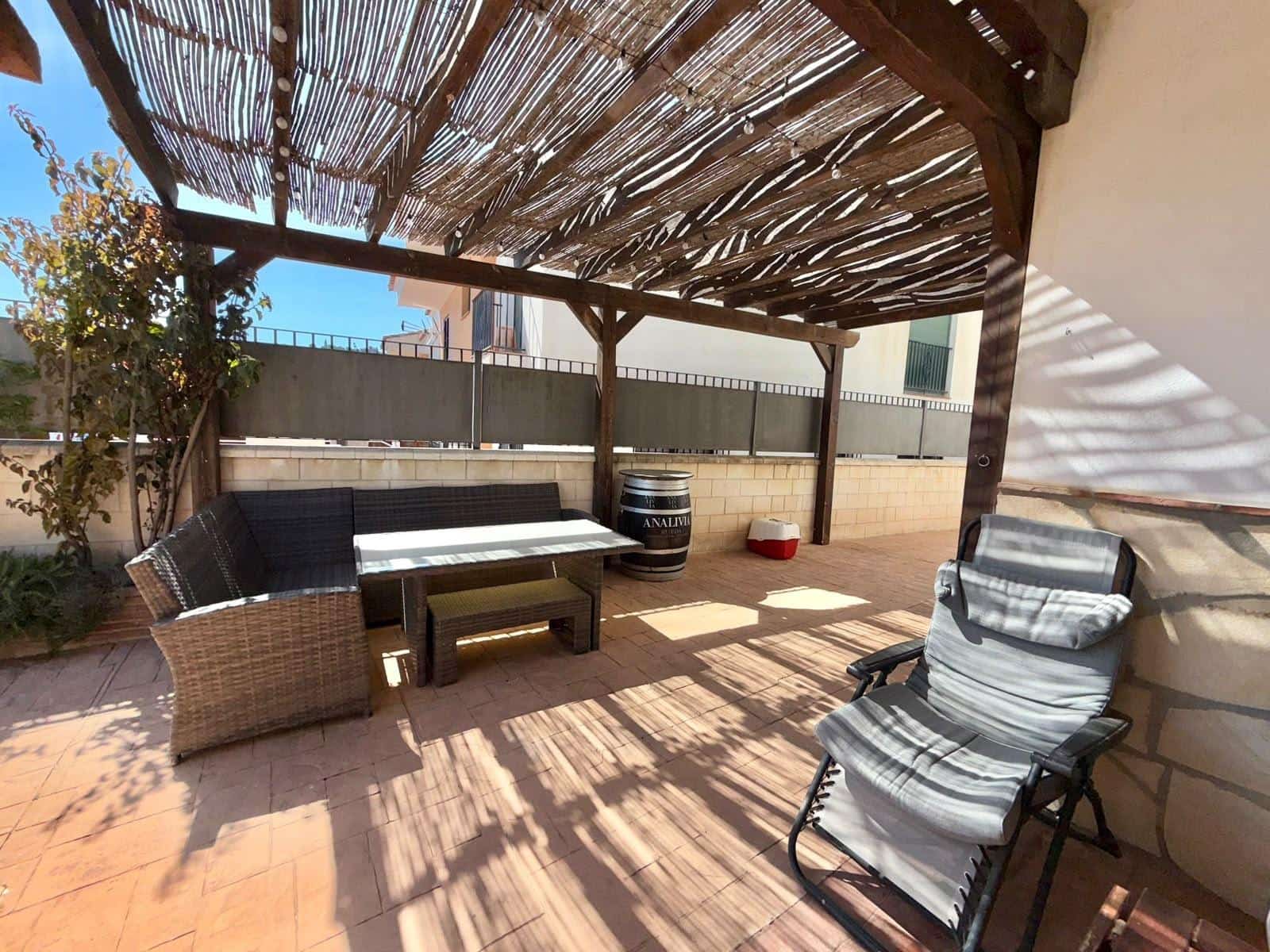 3 camera da letto Villa in vendita in Alcaucin con piscina garage - 267.000 € (Rif: 10078372)