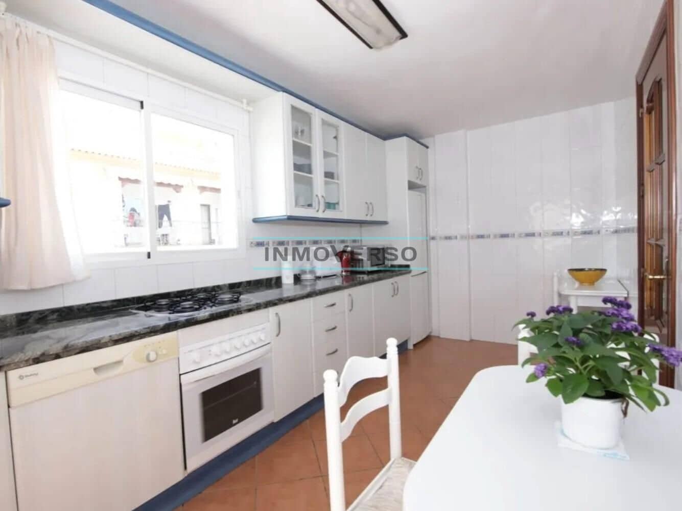 3 slaapkamer Flat te huur in Rincon de la Victoria - € 1.200 (Ref: 10120196)