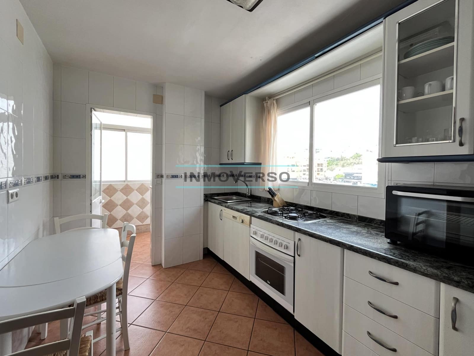 3 slaapkamer Flat te huur in Rincon de la Victoria - € 1.200 (Ref: 10120196)