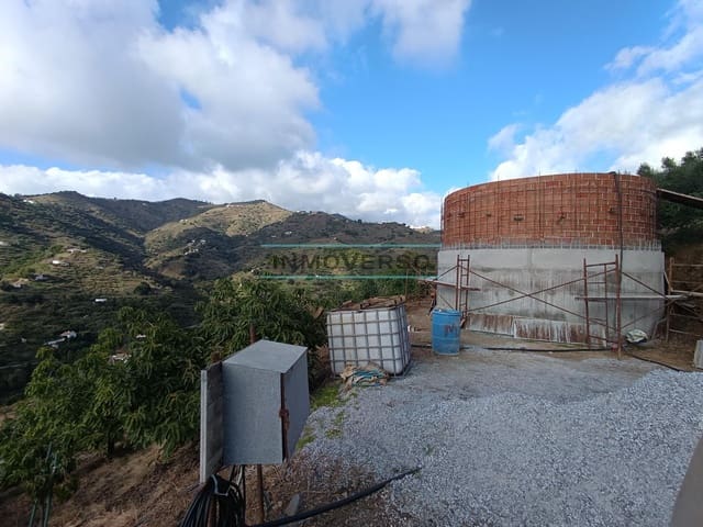 Mark till salu i Sayalonga - 170 000 € (Ref: 8705205)