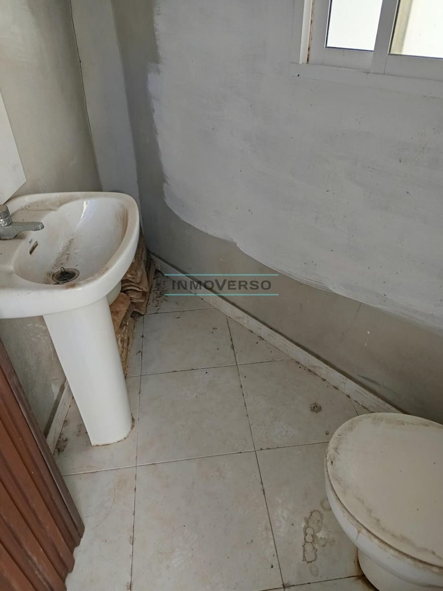 4 makuuhuone Omakotitalo myytävänä paikassa Velez-Malaga - 146 000 € (Ref: 8705206)