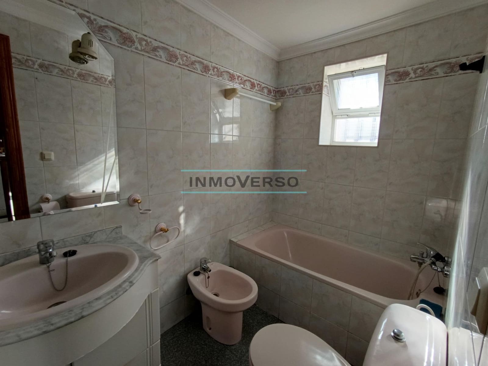 4 makuuhuone Omakotitalo myytävänä paikassa Velez-Malaga - 146 000 € (Ref: 8705206)