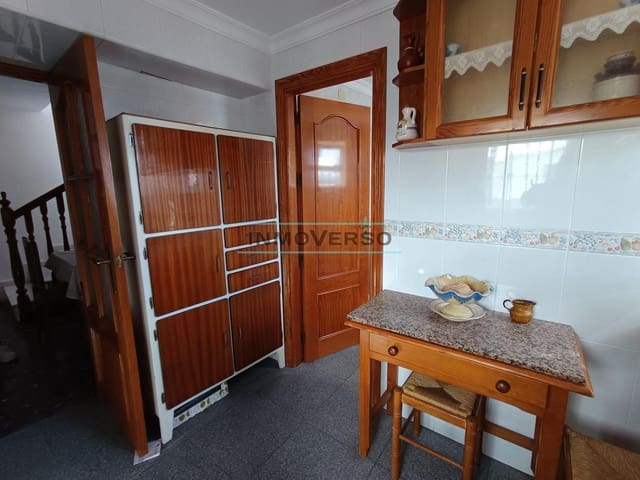 4 makuuhuone Omakotitalo myytävänä paikassa Vélez-Málaga - 146 000 € (Ref: 8705206)