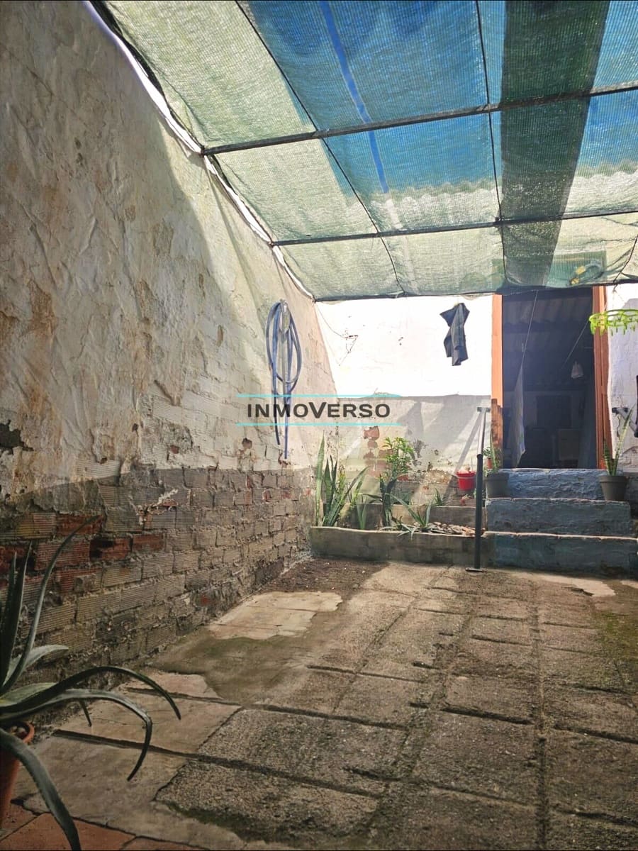 3 slaapkamer Huis te koop in Velez-Malaga met garage - € 129.000 (Ref: 8817823)