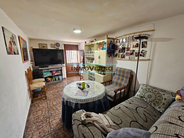 3 slaapkamer Huis te koop in Vélez-Málaga met garage - € 129.000 (Ref: 8817823)