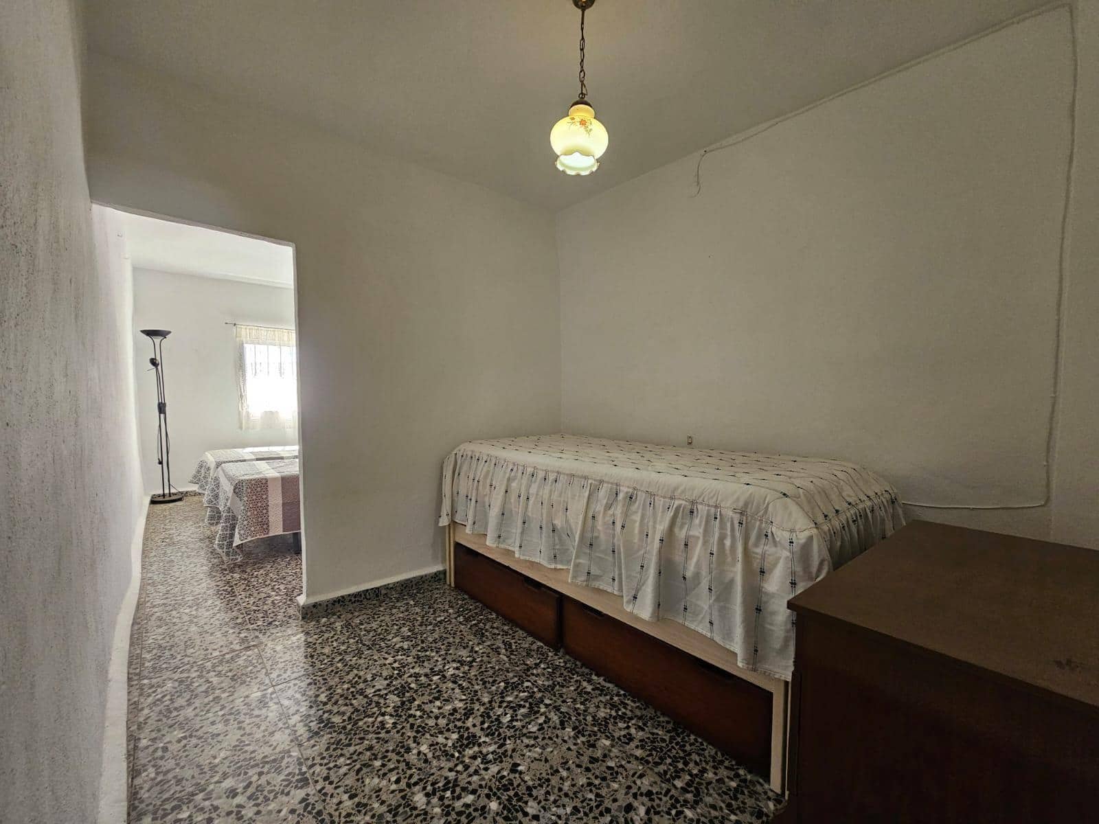 Casa de 3 habitaciones en Vélez-Málaga en venta con garaje - 128.000 € (Ref: 8817823)