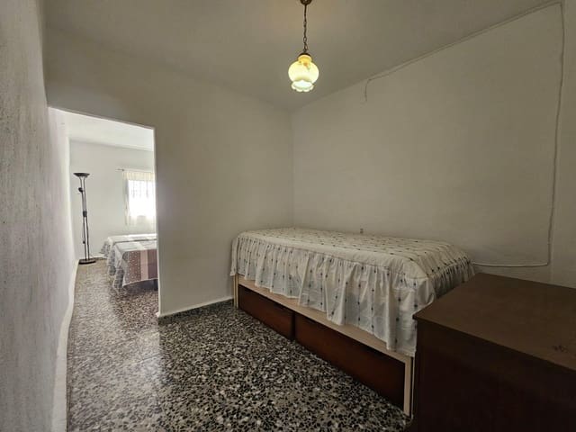 3 soveværelse Byhus til salg i Vélez-Málaga med garage - € 128.000 (Ref: 8817823)