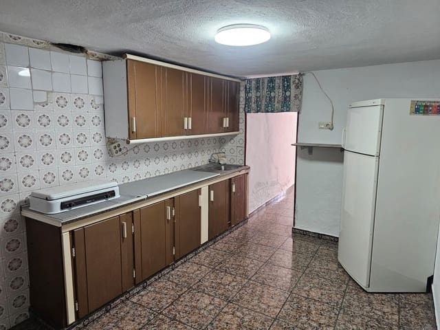 3 soveværelse Byhus til salg i Vélez-Málaga med garage - € 128.000 (Ref: 8817823)