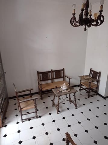 5 slaapkamer Finca/Landhuis te koop in Teba met garage - € 139.000 (Ref: 8923776)