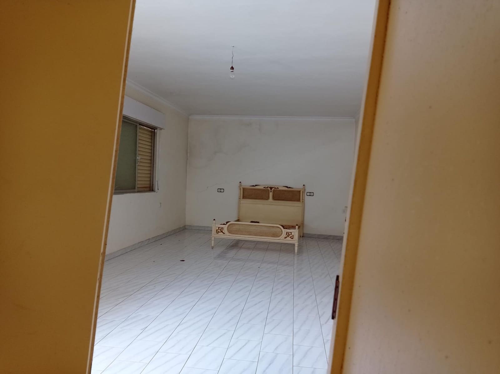 5 soveværelse Finca/Landehus til salg i Teba med garage - € 139.000 (Ref: 8923776)