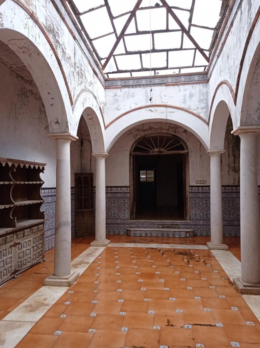 5 soveværelse Finca/Landehus til salg i Teba med garage - € 139.000 (Ref: 8923776)