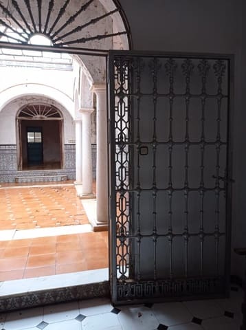 5 slaapkamer Finca/Landhuis te koop in Teba met garage - € 139.000 (Ref: 8923776)