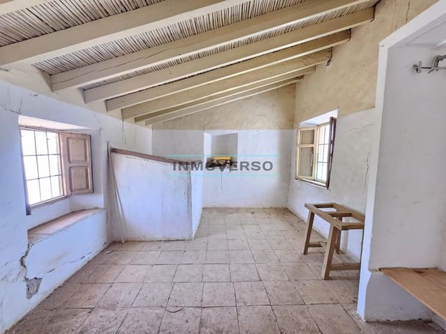Casa de 3 habitaciones en Viñuela en venta - 86.000 € (Ref: 9050950)