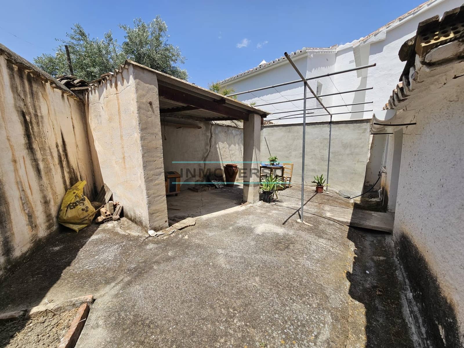 3 bedroom Townhouse for sale in Vinuela - € 86,000 (Ref: 9050950)