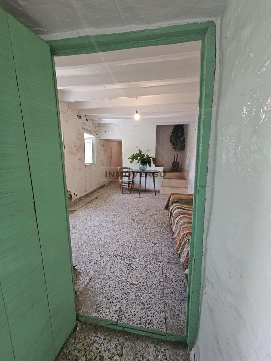 Ruin til salg i Vinuela - € 93.000 (Ref: 9060990)